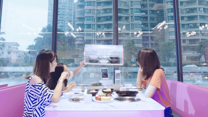 全球最大机器人餐厅综合体开业，逾20种机器人“厨师”引领餐饮与房产系统新变革